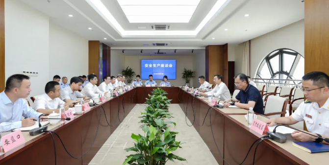 化工公司網(wǎng)站模板,化工公司網(wǎng)頁模板,響危險品倉庫昆山化學(xué)品倉儲,昆山危險品倉庫,昆山?；穫}儲,昆山乙類化學(xué)品倉儲,昆山甲類危險品倉庫,昆山丙類化學(xué)品倉庫,上海甲類危險品倉庫,上海甲類化學(xué)品倉庫,上海危險品倉庫,上海危化品倉庫,蘇州甲類危險品倉庫應(yīng)式模板,網(wǎng)站制作,網(wǎng)站建站